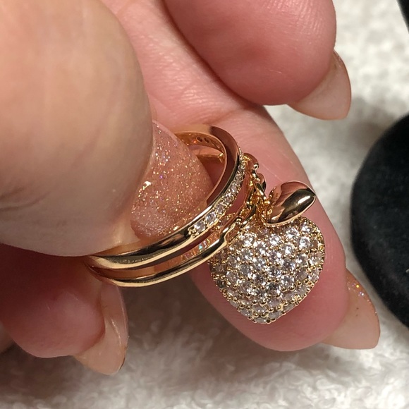 Yellow gold ring with pave heart-charm ring - Picture 6 of 15